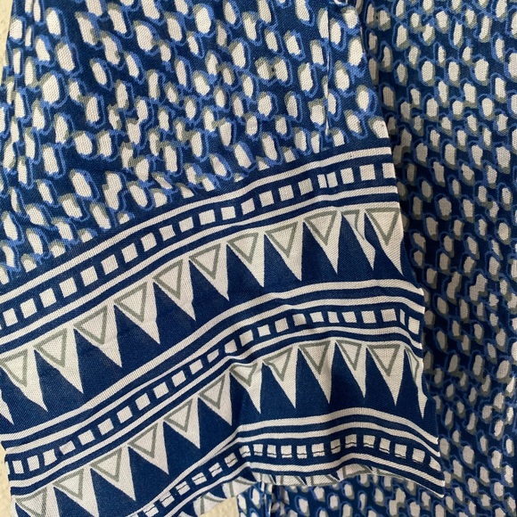 KOY Resort Bay Blue Hampton Bell Sleeve Coverup - Picture 5 of 8